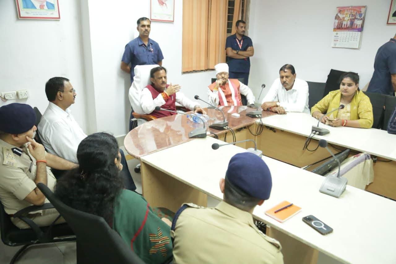 सागर :अवैध शराब प्रकरण पर सख्त रुख, उप मुख्यमंत्री ने की समीक्षा